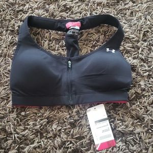 Under Armour sports bra 34 C